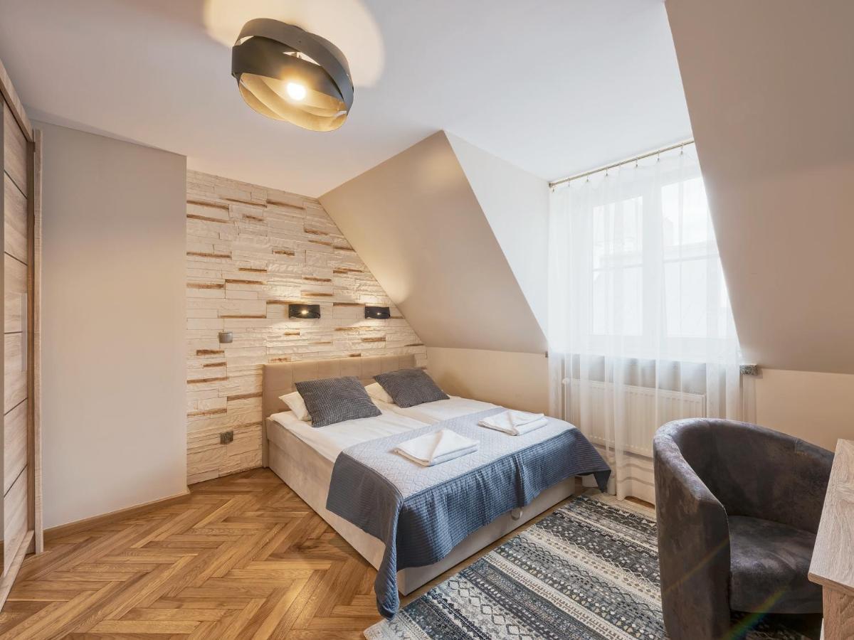 Aurora Apartments - Old Town Краків Екстер'єр фото
